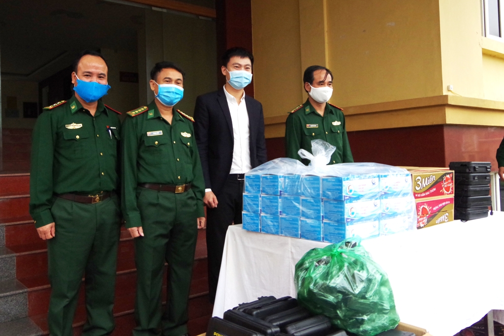 Chung tay cùng chiến sĩ biên phòng, chống dịch bệnh Covid-19

